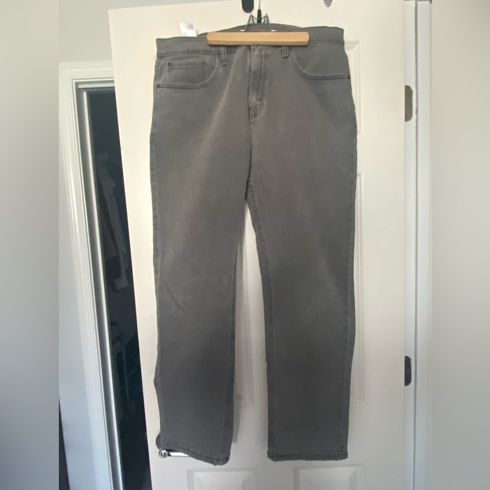 Levi’s 559 33x32 grey relaxed fit